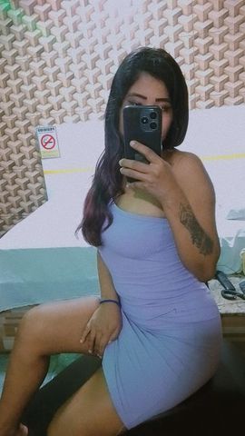Sou um Morena que não te deixa ar vontade , faço um sexo completo começando com oral natural e finalizando no anal bem gostoso, estilo namoradinha , beijo , faço carinho , vou na residência, meu oral e maravilhoso com minha boca carnuda 