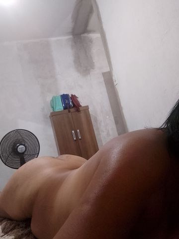 Meiah 100$  rapidinha15 minutos 50$ Chupo gostoso sem camisinha penetração com camisinha não faço anal 