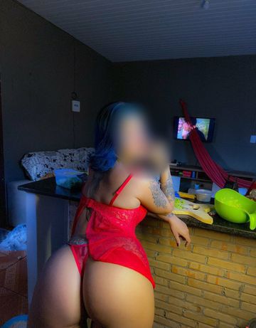 Novinha de agem por aqui
Atendimento completo com anal apertadinho e oral babadinho sem camisinha bem gostoso 
Permito filmagem durante o atendimento 
Tenho local 