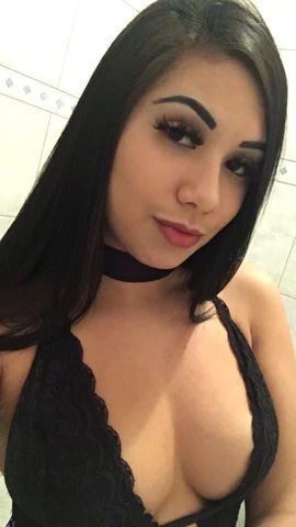 Sejam bem-vindos meus amores, o meu nome é Isabella, tenho 21 anos de idade, sou uma belíssima escort morena, o rosto muito bonito e um corpo com curvas apaixonantes, te recebo com muito descrição, bem tranquilo e vou até você.
Sou do paraná, vim ar uns dias para conhecer novas pessoas, sou estilo namoradinha e tenho certeza que você não se decepcionará comigo, garanto de que minha companhia é ideal para homens de gosto refinado, gosto de deixar meus clientes à vontade e bem satisfeitos.
Não perca tempo, venha me encontrar na cidade de ABC Paulista, atendo com local particular, bem fresquinho e tranquilo, não se preocupe, espero pelo seu contato número 11987500983 para agendarmos um horário, até breve.