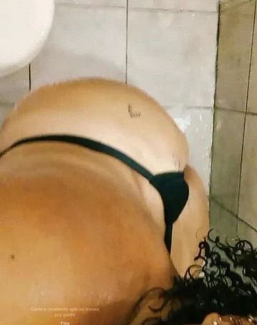 Olá me chamo kamillin
Sou gordinha ...
Meu atendimento e completo 1 hora de prazer 
Não tenho local 
